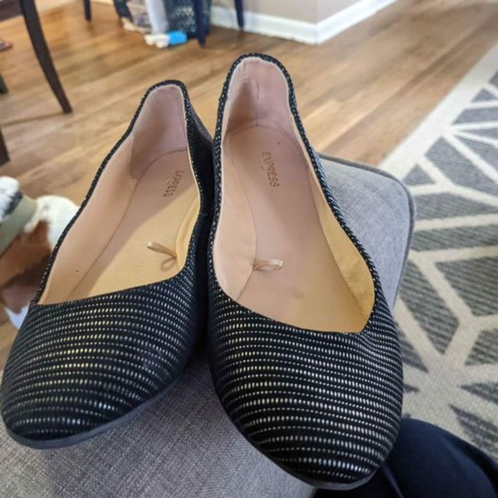 express flats women size 8